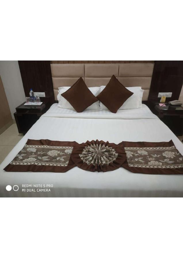 Hotel The Celestial Park, Bhopal Extérieur photo